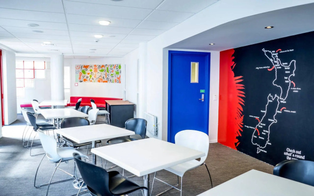 YHA Auckland City - Hostel / Backpacker