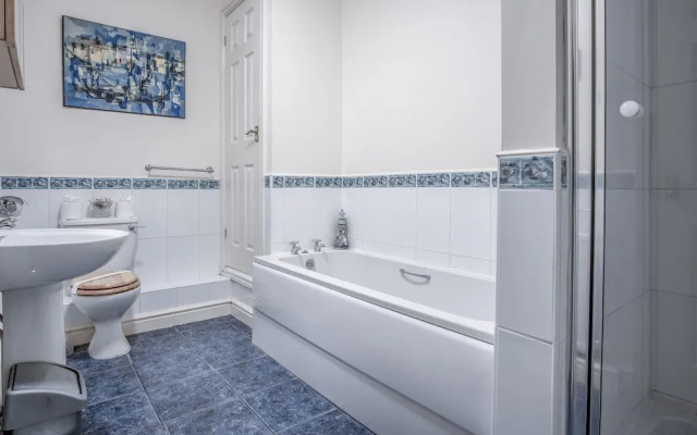 Arcadia - 1 Bedroom Apartment - Tenby