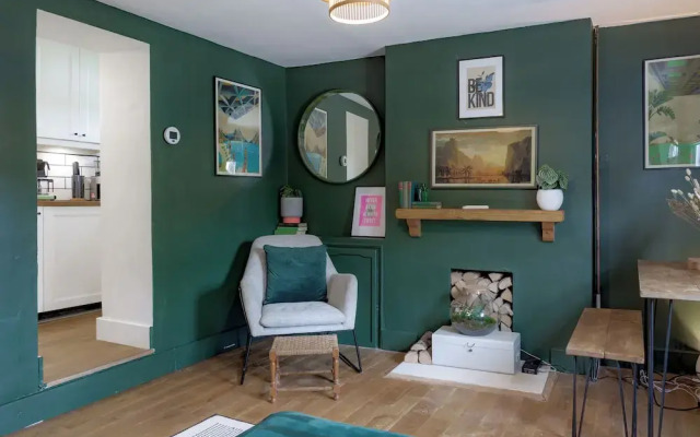 Stunning 2BD in the Heart of Malmesbury