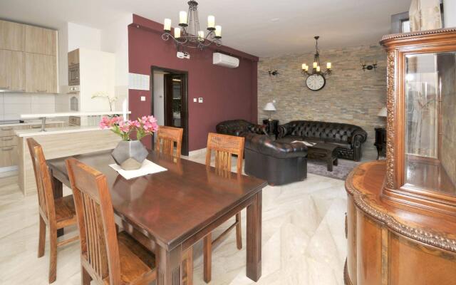 Luxury Apartments Perko