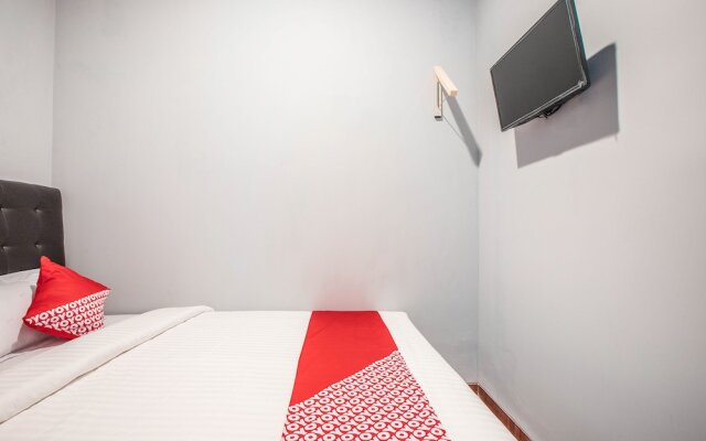 Urbanview Hotel Arafuru Residence Duren Sawit