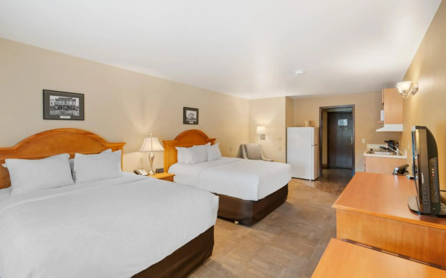 Clarion Hotel & Suites Fairbanks near Ft. Wainwright