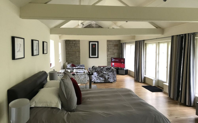 Hemples Lodge
