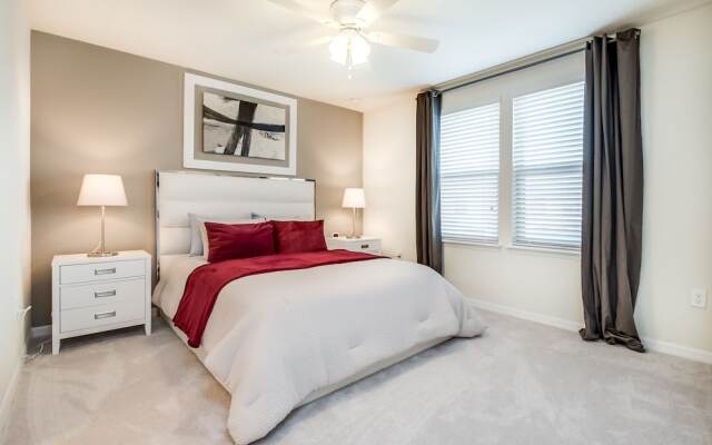 5444 Misty Oak Circle