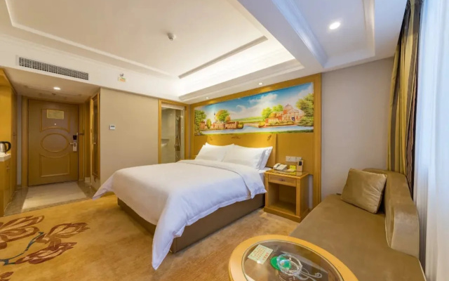 Vienna Hotel (Guilin Yongfu Station Store)
