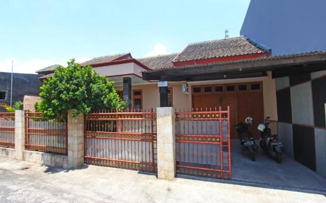 OYO 91777 Kemuning Guesthouse