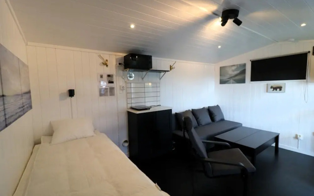 Aurora Cabin
