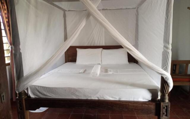 3-Bedroom Furnished Apartment