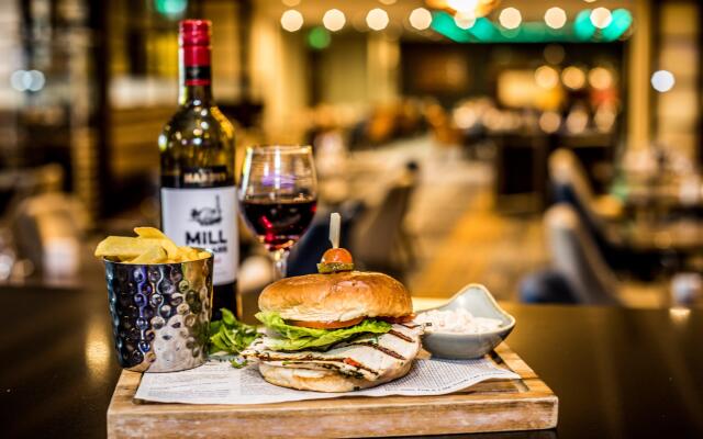 Crowne Plaza London - Gatwick Airport