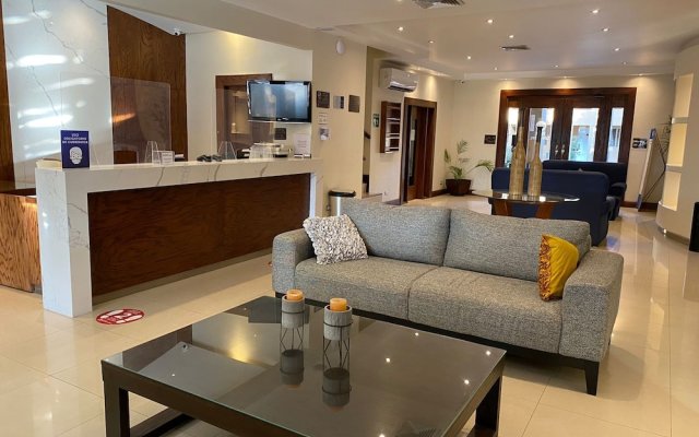 Best Western Plus Cumbres Aeropuerto