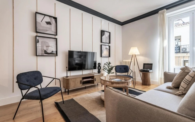 Acqua - 3 Bedrooms and Terrace in Centro