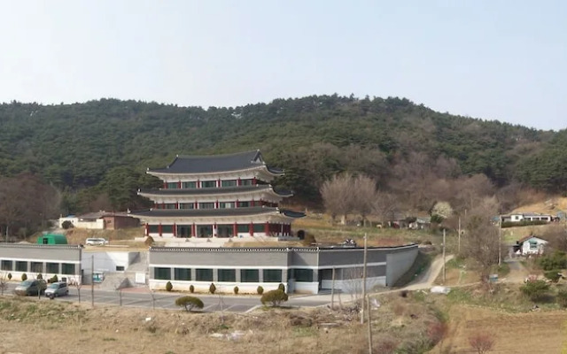 Seosan Hotel Iris
