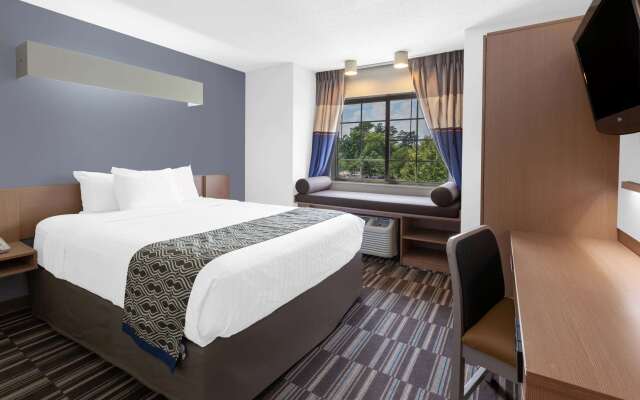 Microtel Inn & Suites by Wyndham Baltimore BWI Airport