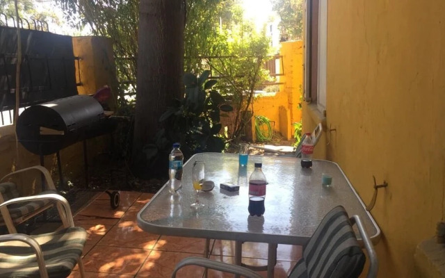 Habitación en barrio Residencial y seguro (2 Km del centro)