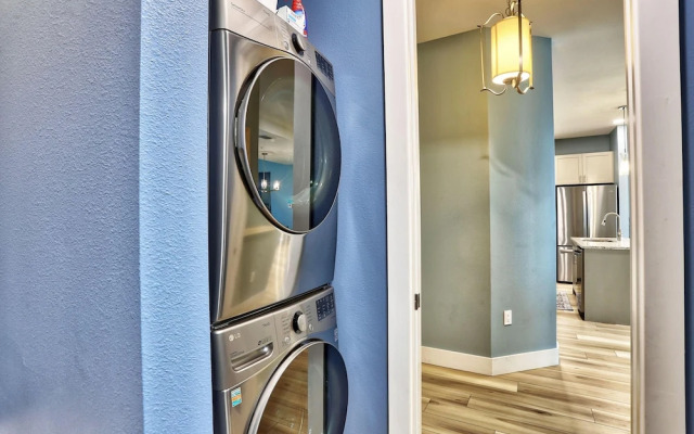 The Harbor Condo 411 - Premier