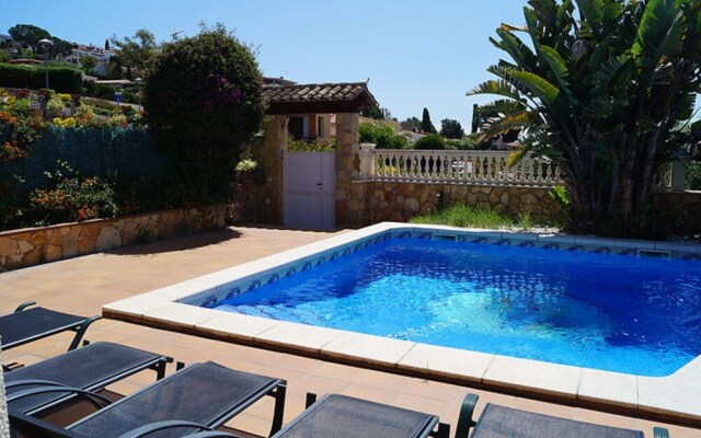 Villa 4 Bedrooms With Pool Wifi And Sea Views 107933