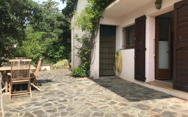 Appartement 3 pièces, jardin et piscine communautaire