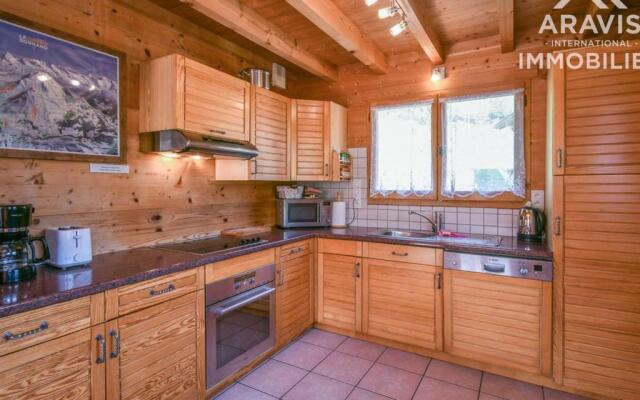 Chalet Le Grand-Bornand, 5 pièces, 8 personnes - FR-1-391-45