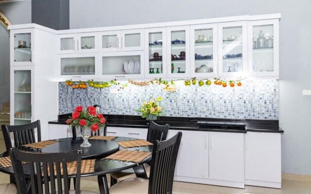 Sea Residence Manado by RedDoorz