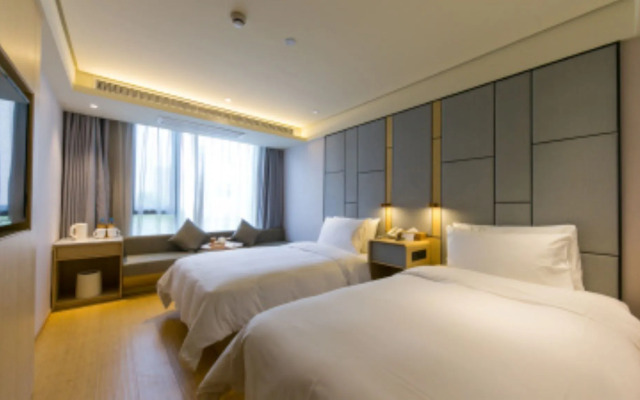 Ji Hotel (Shanghai Hongqiao Airport Qixin Road)