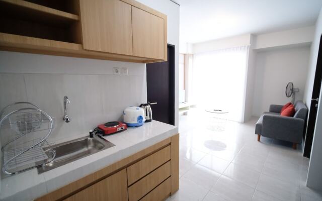 Comfy And Spacey 2Br Apartment At Suncity Residence