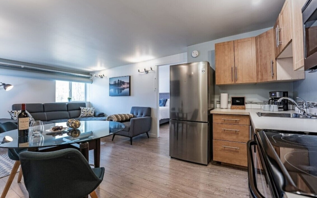 The Whiskey Jack Suite by Revelstoke Vacations