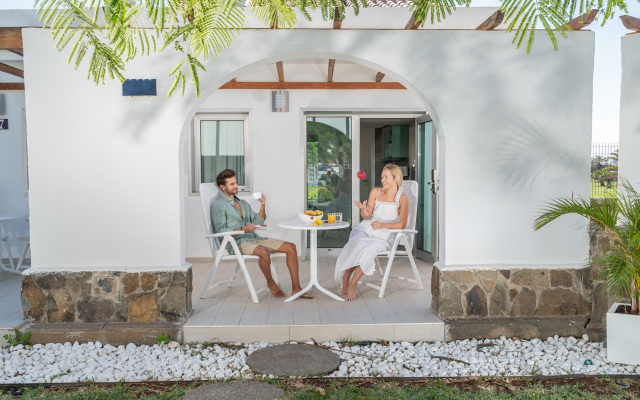 Hotel LIVVO Dunagolf Suites