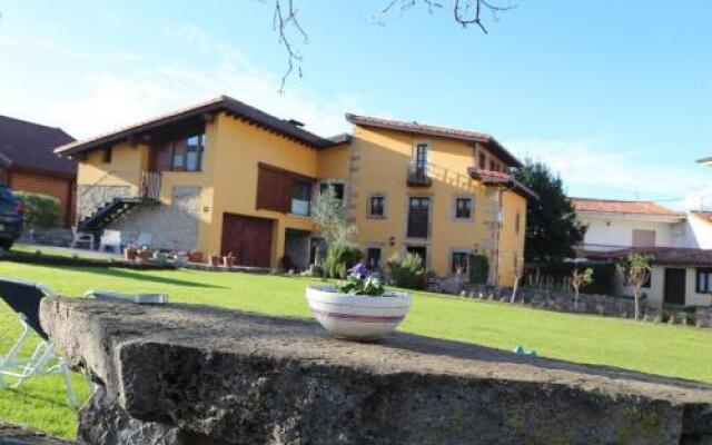 Apartamentos Rurales La Casa Vieja De Silió