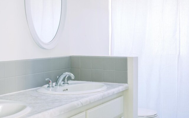 Pacifica by AvantStay | Ocean Getaway w/ Sunset Views | Sleeps 24!