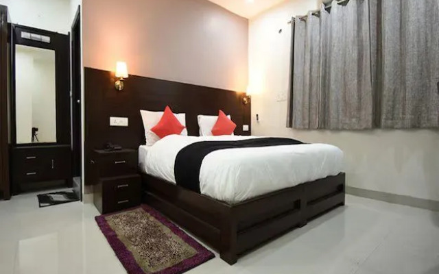 Parjaat Residency