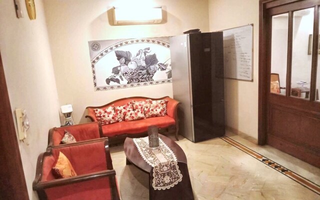 Captivating 2-bed Apartment in New Delhi