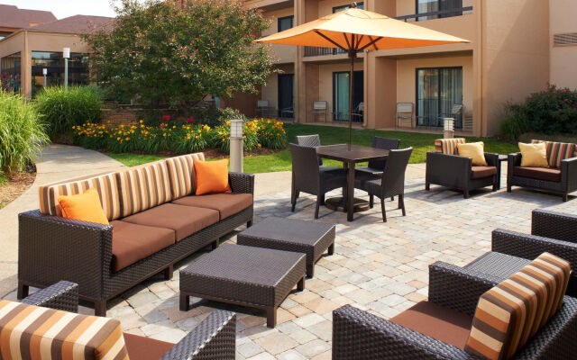Courtyard by Marriott Rockford