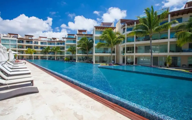 Elements 209 by Tripintravel