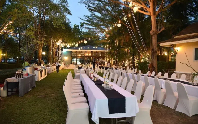 The Forest Home Resort