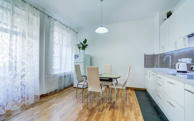 Home4day Sunny City Central Flat