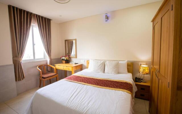 California Saigon Boutique Hotel