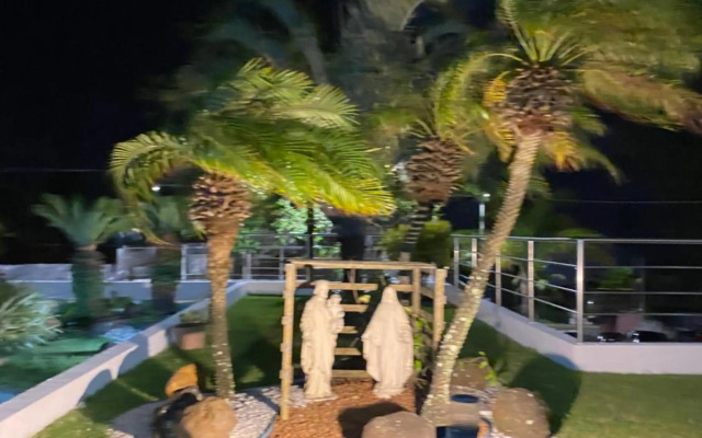 Paradise Flat