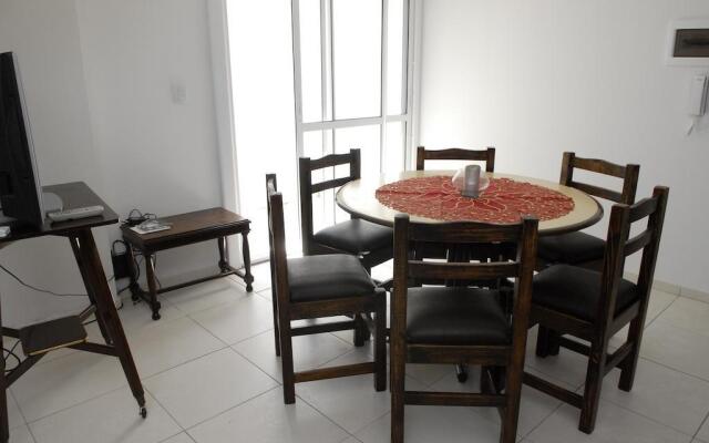 1225 Apartamentos