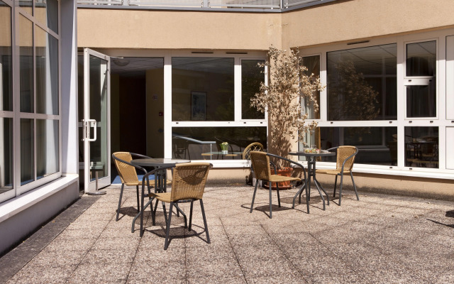 Elstar residence