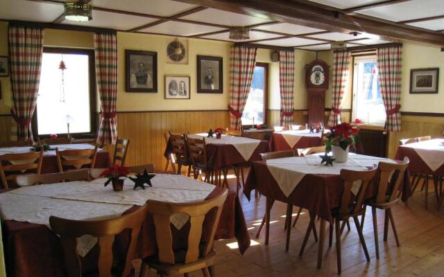 Gasthaus Pension Donishäusle