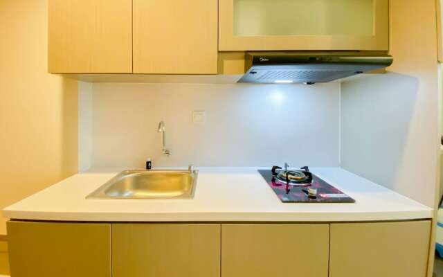 Cozy Stay Studio At Tamansari Iswara Apartment