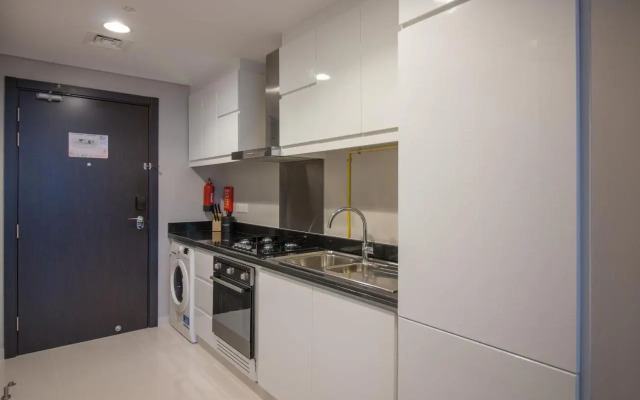 Premium Studio with Beautiful Golf Course View