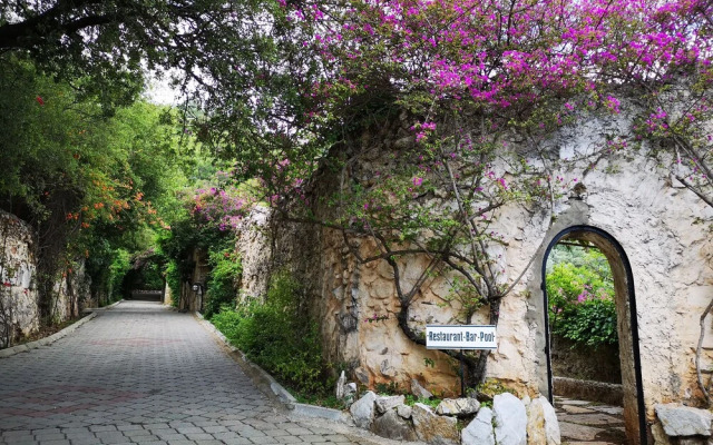 Paradise Garden Hotel
