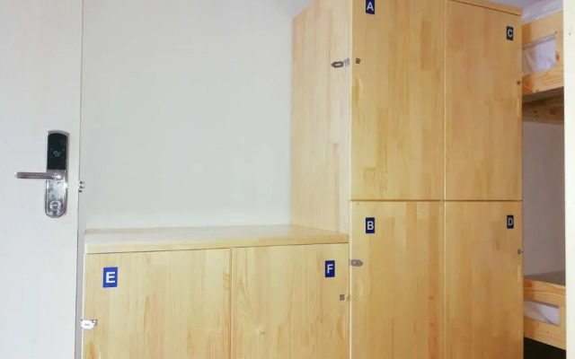 Qiandaohu Blue Mountain Youth Hostel