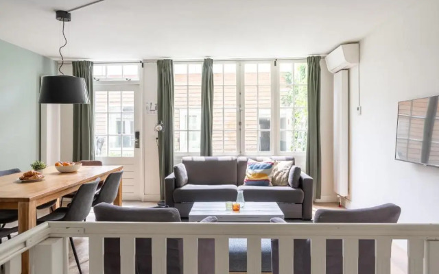 Amsterdam Centre Harbour Apartments