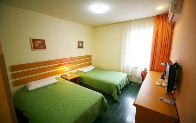 Home Inn Nanjing Daming Road