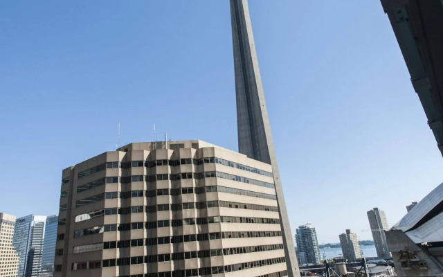 Velvet Stays – CN Tower and Convention Center