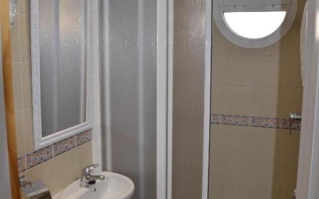 Apartamentos RC La Carihuela