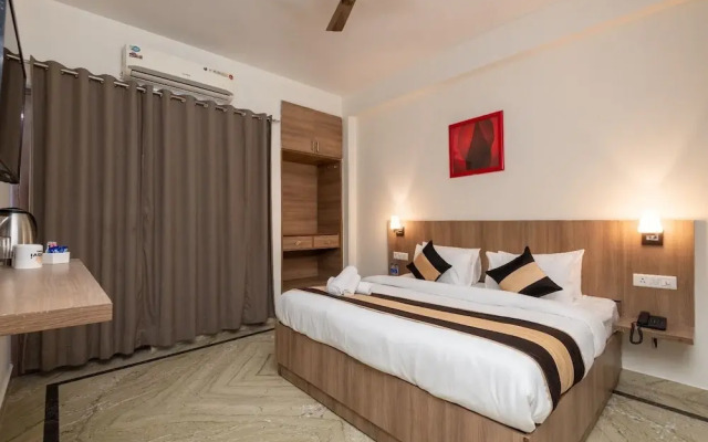 The Gleam Hotel