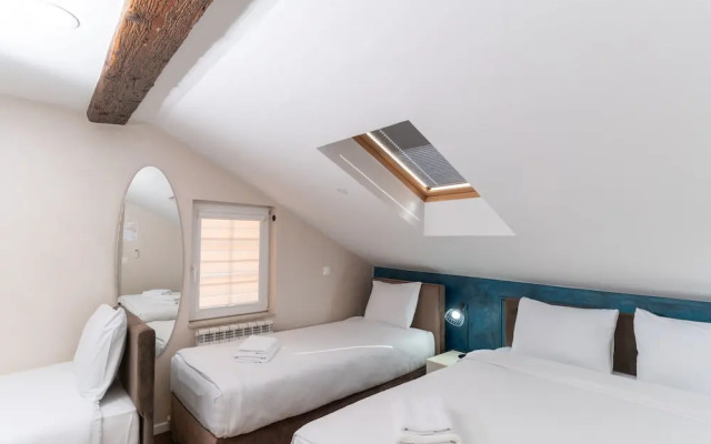 Ornament Hotel